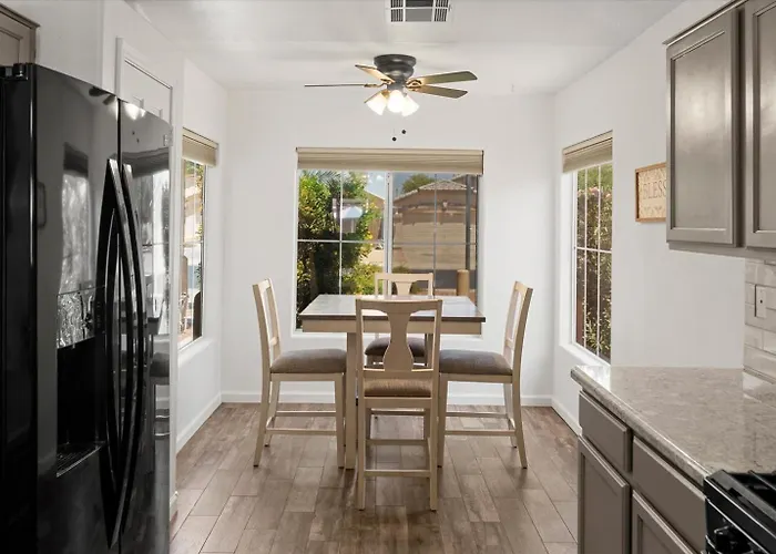 Holiday home Arizona Desert Oasis W Heated Pool *