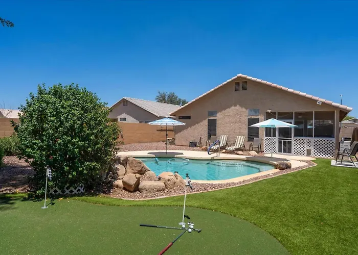 Arizona Desert Oasis W Heated Pool
