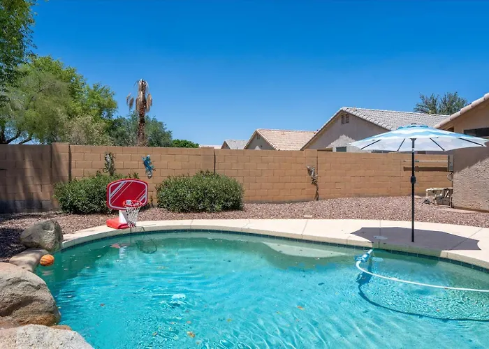 Arizona Desert Oasis W Heated Pool Holiday home Peoria